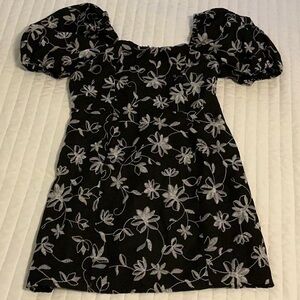 Francesca's Collections Black Dress with White Leaf Pattern